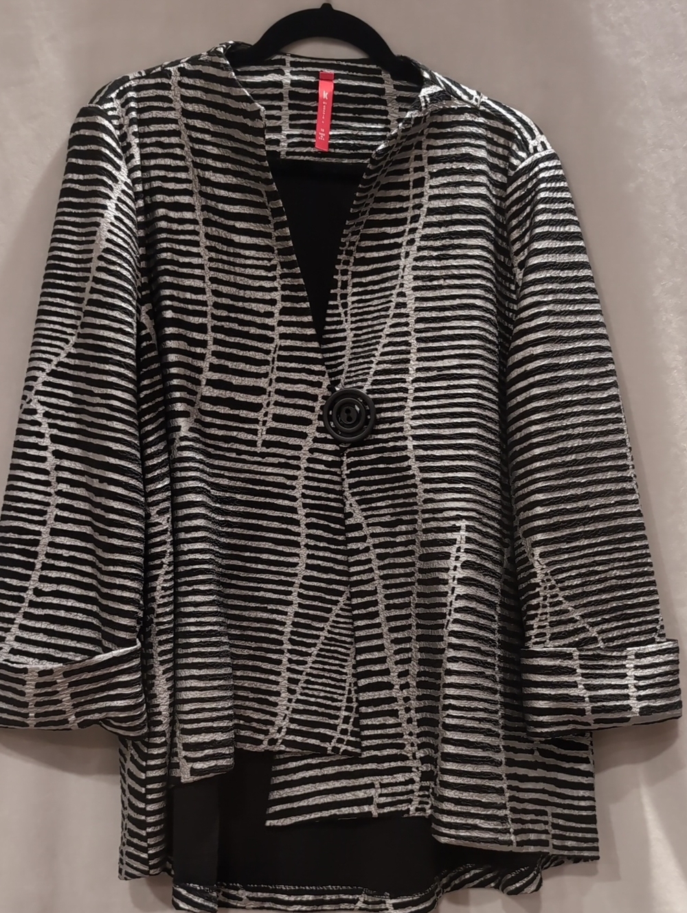 IC Collection Black and White Striped Jacket